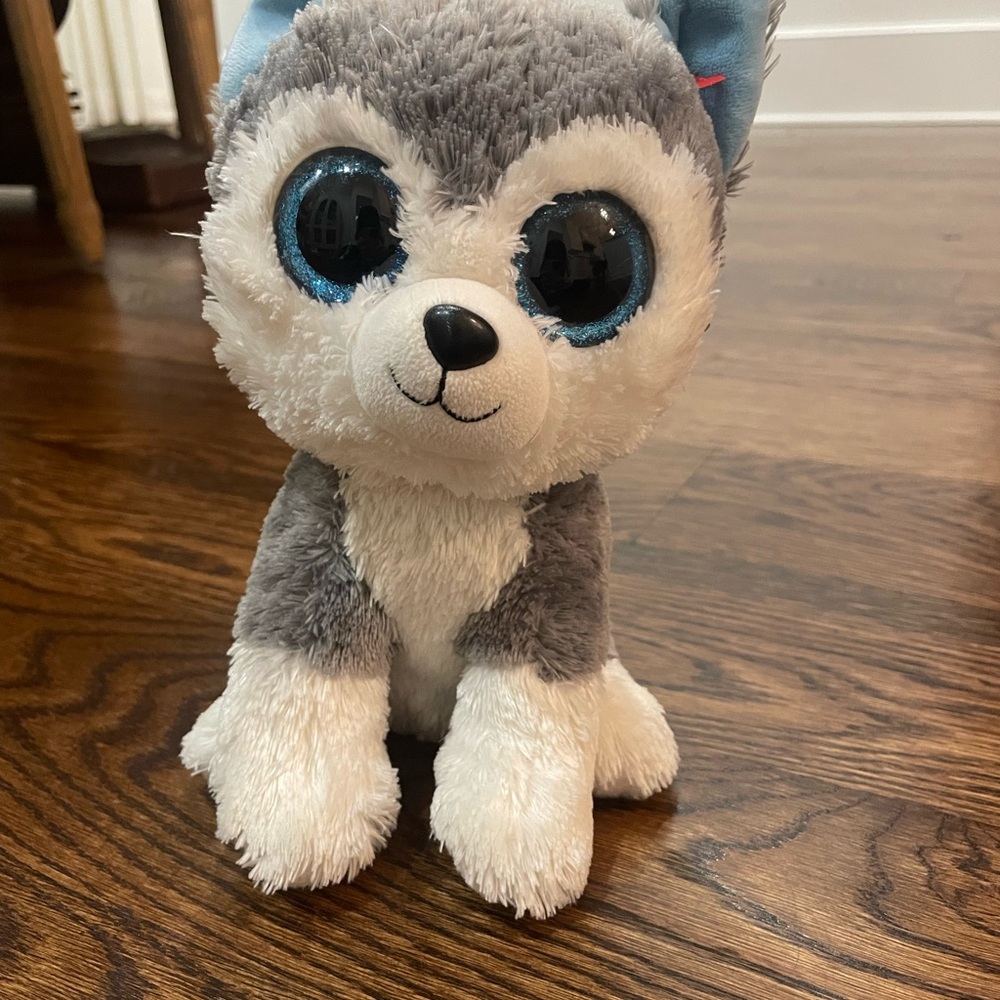 Ty Beanie Boo Slush Gray and White Stuffed Husky with Blue Eyes